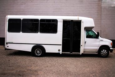 22 Passenger Exterior